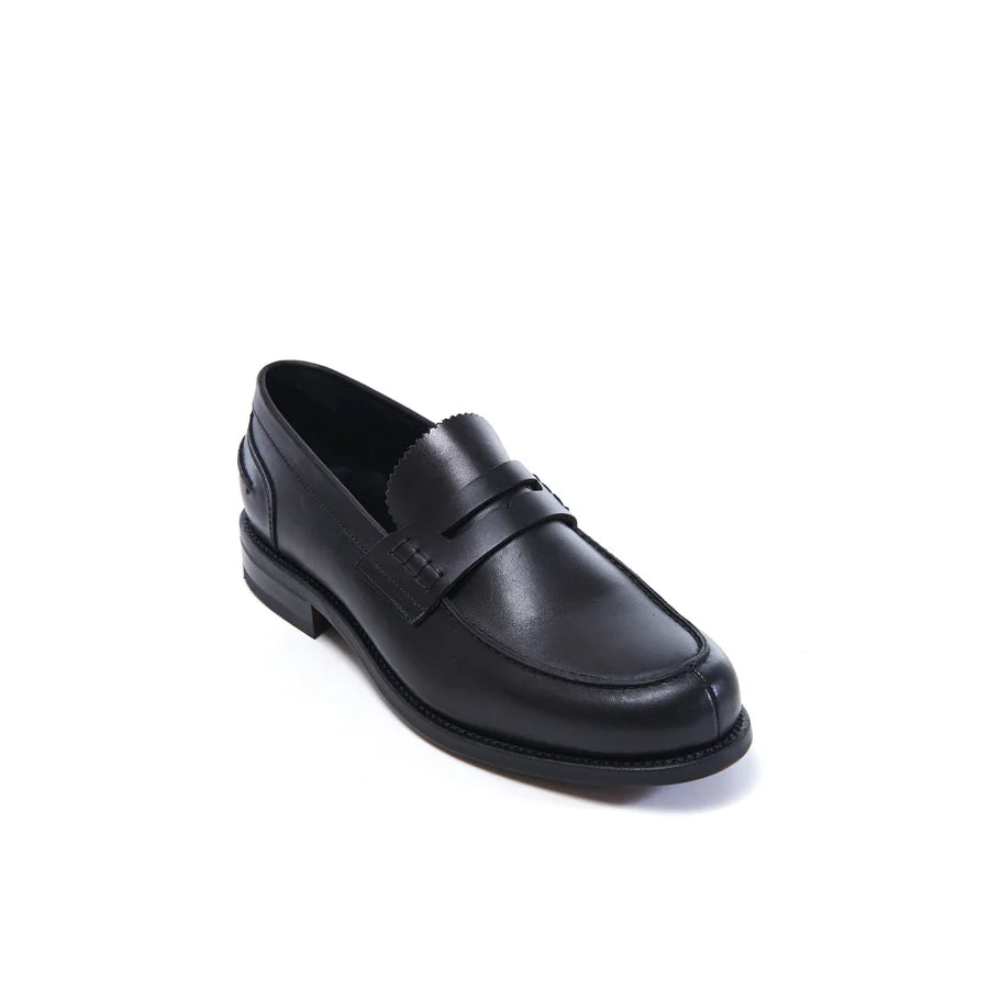 Onyx Edge Penny Loafer